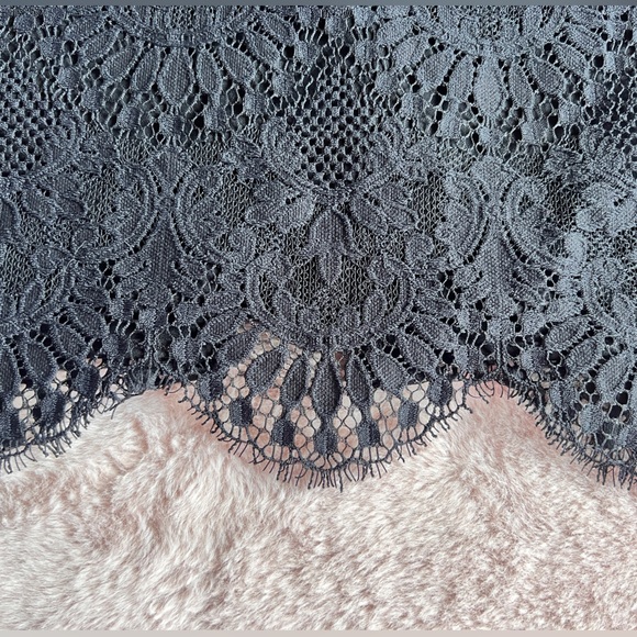 Bebe Black Lace Skirt - Picture 3 of 10